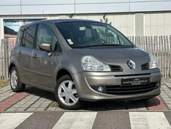 RENAULT Modus boit auto