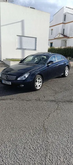 Mercedes-Benz CLS 320 coupé