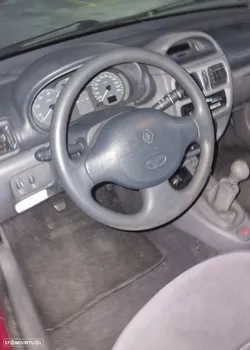 Renault Clio 1.2 RXE