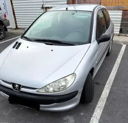 Peugeot 206 (2S8hzf)