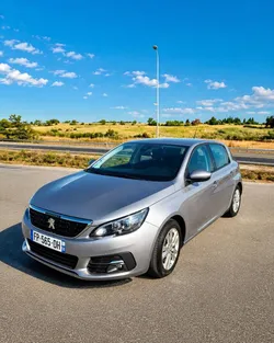 Peugeot 308 PEUGEOT 308 II Phase 2 – 2020 – Essence – 120 000 km – Courroie faite - full entretien