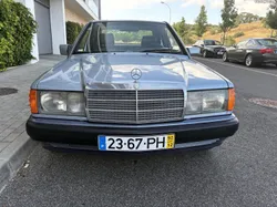 Mercedes-Benz 190 190E 2.3 8v