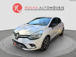 Renault Clio Outro