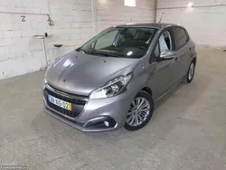 Peugeot 208 1.2 PureTech Signature