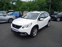PEUGEOT 2008 PureTech 82ch S&S BVM5 Signature