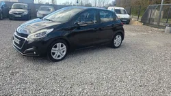 PEUGEOT 208 1.2i 82 cv essence
