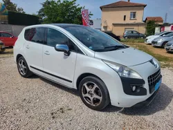 PEUGEOT 3008 2.0HDI 150ch Premium