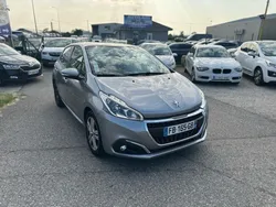PEUGEOT 208 1.2 82Ch Signature bvm5