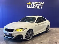 BMW Série 2 M235i Coupé 3.0 326ch M Performance - Toit ouvrant - Harman kardon - Sièges chauffants à mémoire - Entretien BMW - Excellent état