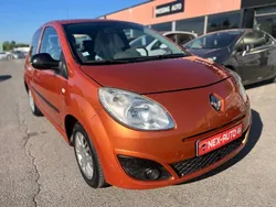 Renault Twingo II - 1.2 i 75 cv - Révisé - CLIMATISATION