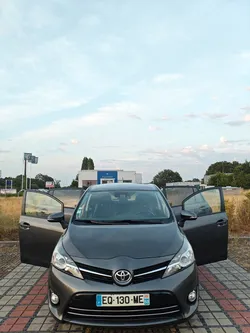 TOYOTA Verso 1.6 D-4D 112 Ch 
Toit-Panoramique