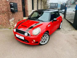 MINI HATCH R56 1.6i - 211 John Cooper Works