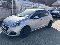 Peugeot 208 1.2 PureTech 82ch Style 5p