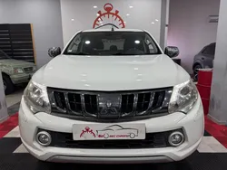 MITSUBISHI L200 2.4 DI-D 16V Pickup double cabine 4WD 181 cv Boîte auto