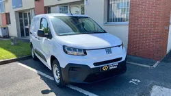 19 990 HT / Fiat doblo fourgon m 130 cv BOITE AUTO EAT-8 2 PLACES blanc neuf / tva recuperable