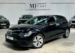 Volkswagen Golf VIII 2.0 TDi 150ch Life DSG7 / Sièges & Volant Chauffants / Virtual / CarPlay