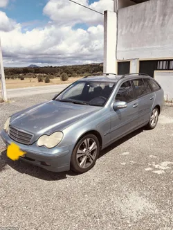 Mercedes-Benz C 220 Mercedes c220 Cdi