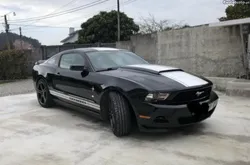 Ford Mustang Coupe V6 Premium