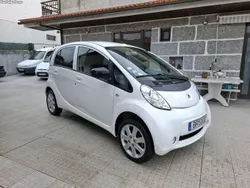 Peugeot iOn elétrico