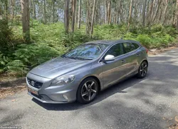 Volvo V40 1.6 D R-DESIGN