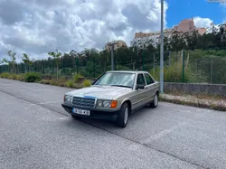 Mercedes-Benz 190 D 2.5