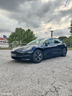 Tesla Model 3 Long-Range Dual Motor AWD