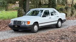 Mercedes-Benz 260 de 1988