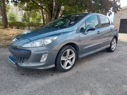 Peugeot 308 1.6 garantit trois mois