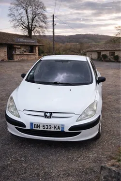 Peugeot 307 2.0l hdi 90 3 p climatisation/distribution ok/ct ok/