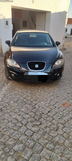 Seat Leon .