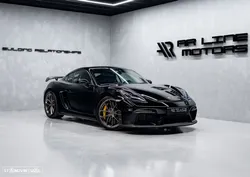Porsche 718 Cayman GT4 PDK