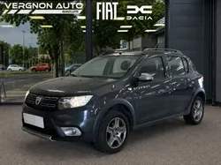 Dacia Sandero (2) Techroad Blue dCi 95