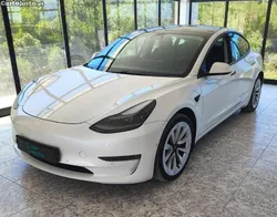 Tesla Model 3 Standard Range Plus RWD