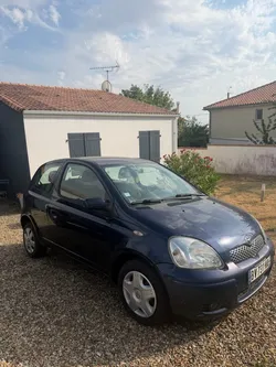 Yaris TOYOTA