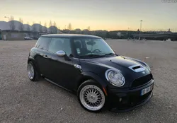 MINI Cooper R56