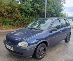 Opel Corsa 1.2 C/ Direcção Assistida