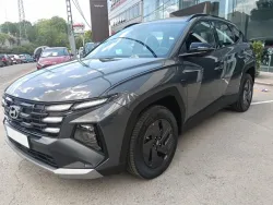 Hyundai TUCSON 1.6 T HEV Black Line AT 239