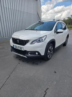 Peugeot 2008 1.2 Puretech 82cv Allure