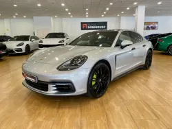 Porsche Panamera 4 e-Hybrid