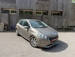 Peugeot 208 1.6 hdi 92ch active clim auto KIT DISTRIBUTION OK