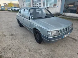 Peugeot 309 essence sans garantie ou pour export