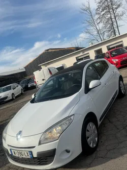 Renault Mégane III hatchback 1.6i 16V 100cv