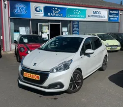Peugeot 208 / boite automatique "25 000 kms"