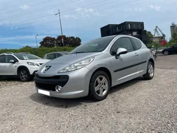 Peugeot 207 essence 1.4 active