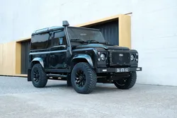 LAND ROVER DEFENDER 90 TD4 2,2L - 122CH SW SE - 4 Places - 2013