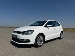 VOLKSWAGEN POLO 1.2 TSI 90 BMT Confortline