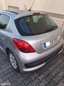Peugeot 207 1.4 HDi Premium