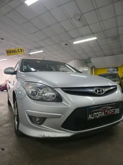 Hyundai I 30 1.6 crdi bv6 90ch .pack confort clim 5cv