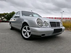 Mercedes-Benz C 220 CDI Elegance W210