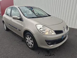 RENAULT Clio III 5 Portes 1.5 dCi 86CV